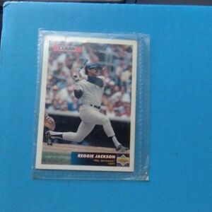 Reggie Jackson baseball card